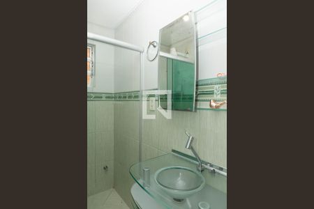 Casa à venda com 270m², 4 quartos e 4 vagasBanheiro 2