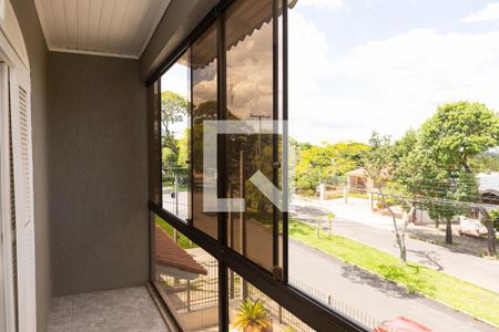 Casa à venda com 270m², 4 quartos e 4 vagasVaranda da Suite