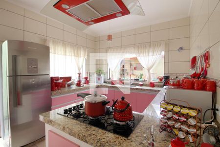 Casa para alugar com 190m², 3 quartos e 8 vagasCozinha