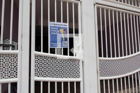 Casa para alugar com 190m², 3 quartos e 8 vagasFachada