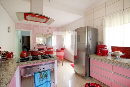 Casa para alugar com 190m², 3 quartos e 8 vagasCozinha