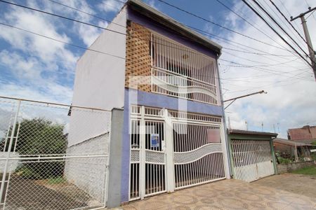 Casa para alugar com 190m², 3 quartos e 8 vagasFachada