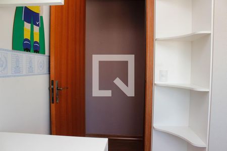 Apartamento à venda com 80m², 3 quartos e 1 vagaQuarto 2