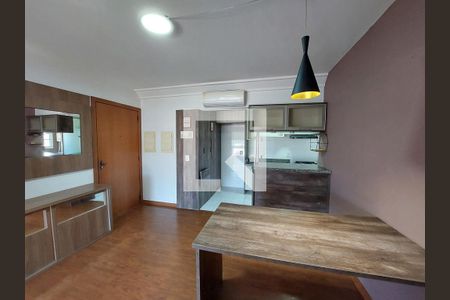 Sala de apartamento à venda com 3 quartos, 80m² em Partenon, Porto Alegre