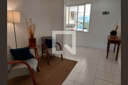 Apartamento à venda com 80m², 3 quartos e 1 vagaHall de entrada