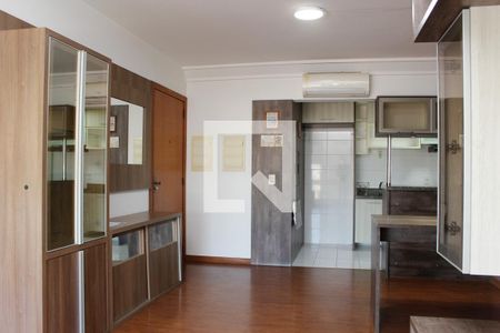 Sala de apartamento à venda com 3 quartos, 80m² em Partenon, Porto Alegre