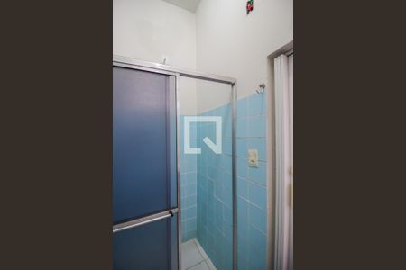 Casa à venda com 250m², 4 quartos e 3 vagas Casa à venda com 250m², 4 quartos e 3 vagasEdícula