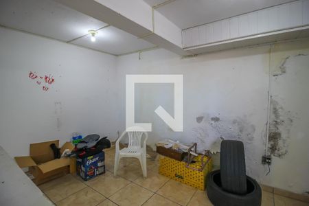 Casa à venda com 250m², 4 quartos e 3 vagas Casa à venda com 250m², 4 quartos e 3 vagasEdícula