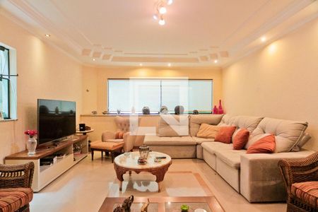 Sala de casa para alugar com 4 quartos, 600m² em Jardim Regina, São Paulo