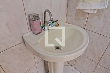 Casa para alugar com 600m², 4 quartos e 4 vagasBanheiro de Serviço