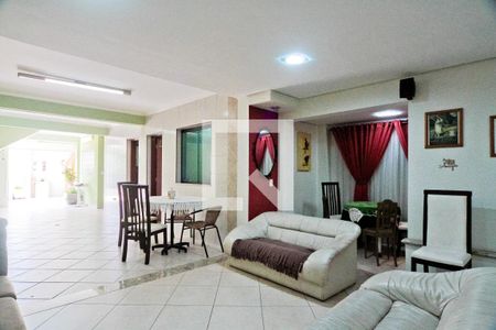 Casa para alugar com 600m², 4 quartos e 4 vagasÁrea de lazer