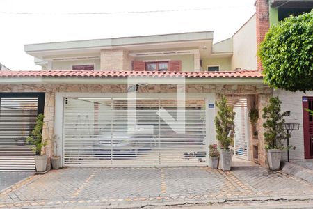 Casa para alugar com 600m², 4 quartos e 4 vagasFachada