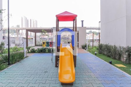 Apartamento para alugar com 33m², 2 quartos e sem vagaÁrea comum - Playground