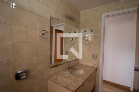 Apartamento à venda com 110m², 3 quartos e 2 vagasBanheiro 2