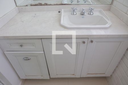 Apartamento para alugar com 130m², 2 quartos e 2 vagas Apartamento para alugar com 130m², 2 quartos e 2 vagasBanheiro da Suíte 1