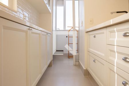 Apartamento para alugar com 130m², 2 quartos e 2 vagas Apartamento para alugar com 130m², 2 quartos e 2 vagasCozinha