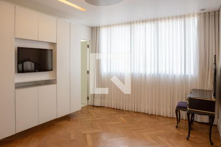 Apartamento para alugar com 130m², 2 quartos e 2 vagas Apartamento para alugar com 130m², 2 quartos e 2 vagasSuíte 1