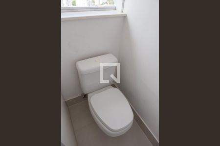Apartamento para alugar com 130m², 2 quartos e 2 vagas Apartamento para alugar com 130m², 2 quartos e 2 vagasBanheiro de serviço
