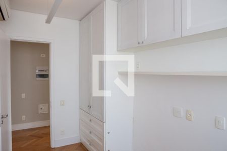 Apartamento para alugar com 130m², 2 quartos e 2 vagas Apartamento para alugar com 130m², 2 quartos e 2 vagasSuíte 2