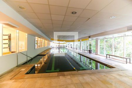 Apartamento à venda com 174m², 2 quartos e 3 vagasPiscina Coberta