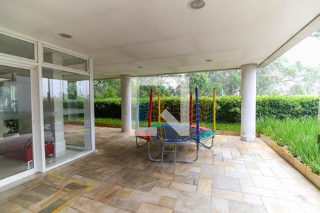 Apartamento à venda com 174m², 2 quartos e 3 vagasÁrea comum - Playground