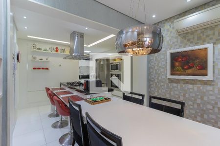 Apartamento para alugar com 139m², 2 quartos e 2 vagas Apartamento para alugar com 139m², 2 quartos e 2 vagasCozinha
