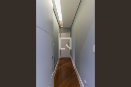 Apartamento para alugar com 139m², 2 quartos e 2 vagas Apartamento para alugar com 139m², 2 quartos e 2 vagasCorredor dos quartos