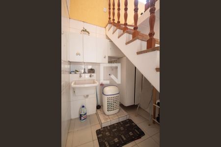 Casa à venda com 205m², 4 quartos e 2 vagas Casa à venda com 205m², 4 quartos e 2 vagasÁrea de Serviço