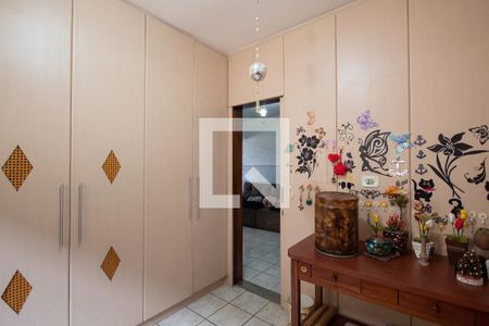 Casa à venda com 205m², 4 quartos e 2 vagas Casa à venda com 205m², 4 quartos e 2 vagasQuarto 3