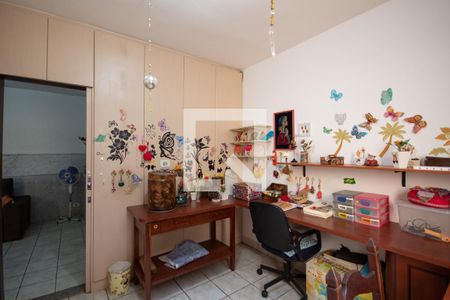 Casa à venda com 205m², 4 quartos e 2 vagas Casa à venda com 205m², 4 quartos e 2 vagasQuarto 3