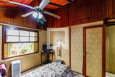 Casa à venda com 160m², 4 quartos e 2 vagas Casa à venda com 160m², 4 quartos e 2 vagasSuíte