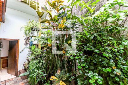 Casa à venda com 160m², 4 quartos e 2 vagas Casa à venda com 160m², 4 quartos e 2 vagasÁrea de Serviço