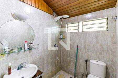 Casa à venda com 160m², 4 quartos e 2 vagas Casa à venda com 160m², 4 quartos e 2 vagasBanheiro Suíte