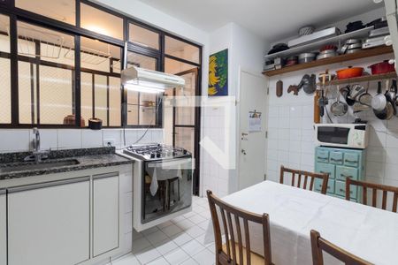 Apartamento à venda com 147m², 2 quartos e sem vagaCozinha