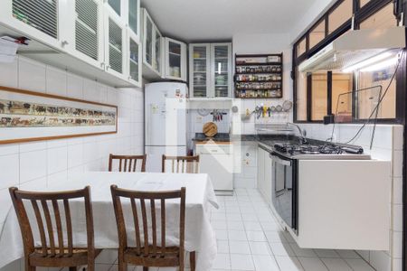 Apartamento à venda com 147m², 2 quartos e sem vagaCozinha