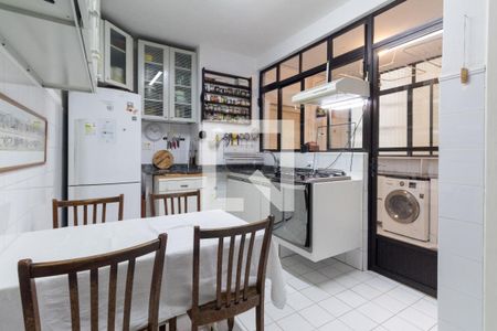 Apartamento à venda com 147m², 2 quartos e sem vagaCozinha