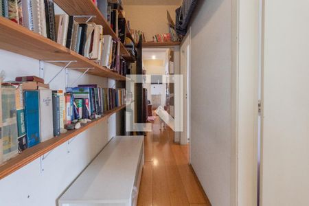 Apartamento à venda com 147m², 2 quartos e sem vagaCorredor