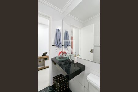 Apartamento à venda com 72m², 2 quartos e 2 vagasBanheiro