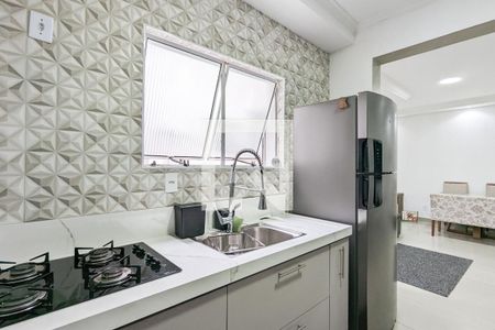 Apartamento à venda com 72m², 2 quartos e 2 vagasCozinha