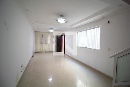 Sala de casa à venda com 4 quartos, 160m² em Jardim Pedro José Nunes, São Paulo