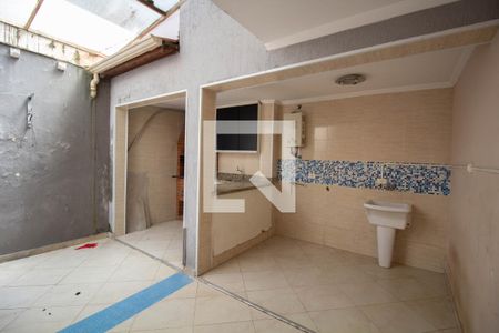 Casa à venda com 160m², 4 quartos e 2 vagasÁrea de Serviço