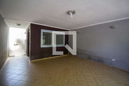 Casa à venda com 160m², 4 quartos e 2 vagasGaragem