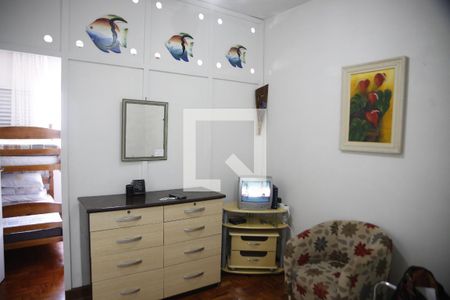 Sala de kitnet/studio para alugar com 1 quarto, 40m² em Tupi, Praia Grande