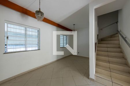 Sala de casa à venda com 3 quartos, 150m² em Vila Cleonice, São Paulo