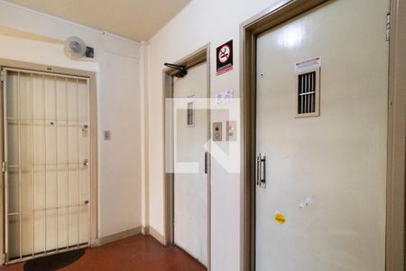 Apartamento para alugar com 26m², 1 quarto e sem vaga Apartamento para alugar com 26m², 1 quarto e sem vagaElevadores