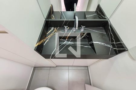 Lavabo de apartamento para alugar com 2 quartos, 60m² em Cambuci, São Paulo