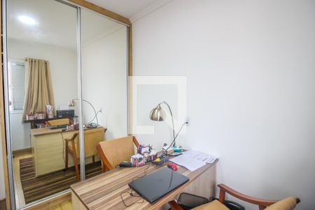 Casa de condomínio à venda com 250m², 5 quartos e 3 vagas Casa de condomínio à venda com 250m², 5 quartos e 3 vagasEscritório