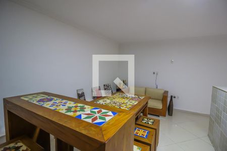 Casa de condomínio à venda com 250m², 5 quartos e 3 vagas Casa de condomínio à venda com 250m², 5 quartos e 3 vagasEdícula