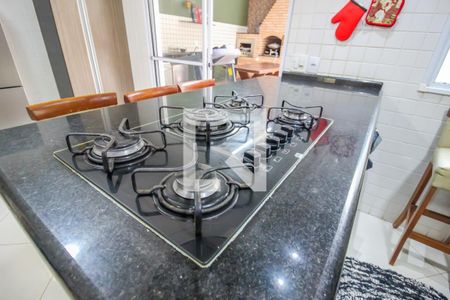 Casa de condomínio à venda com 250m², 5 quartos e 3 vagas Casa de condomínio à venda com 250m², 5 quartos e 3 vagasCozinha