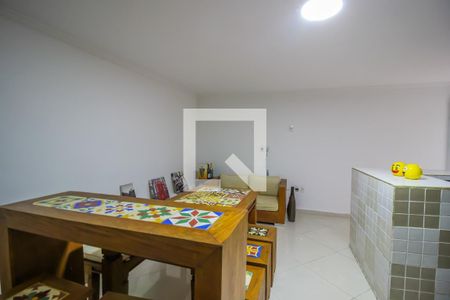 Casa de condomínio à venda com 250m², 5 quartos e 3 vagas Casa de condomínio à venda com 250m², 5 quartos e 3 vagasEdícula